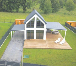 Ferienhaus Sophia 70qm bis 5 Gäste mit Sauna, Whirlpool in der Hauptsaison, 75qm Terrasse und eingezäunten Garten